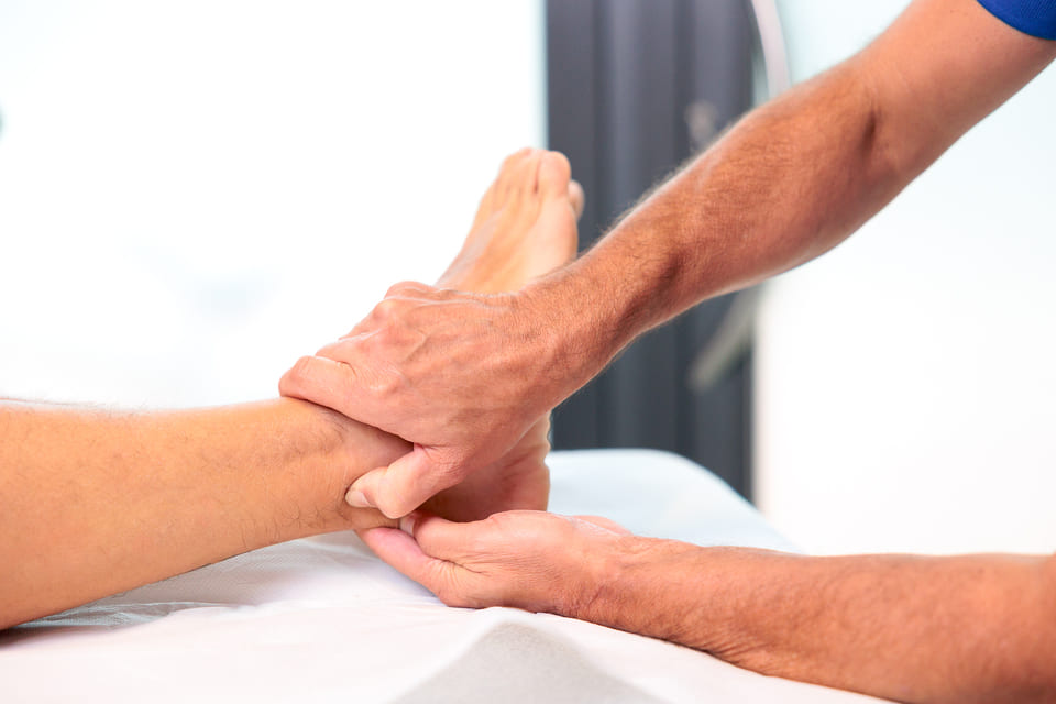 Trattamento fisioterapico in corso, paziente 3